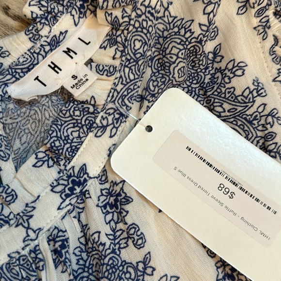 THML Ruffle Sleeve Dress - Picture 2 of 5